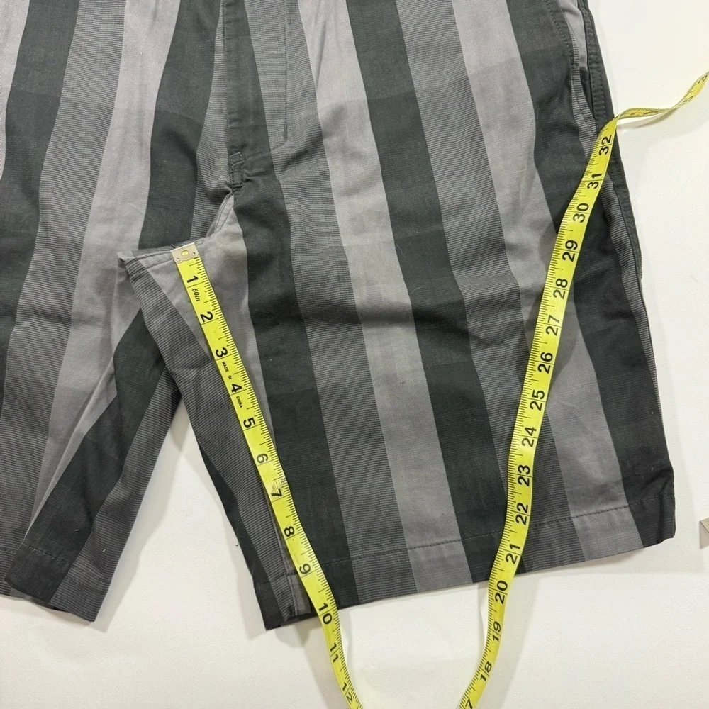 New The North Face Narrows Plaid Shorts Asphalt Grey